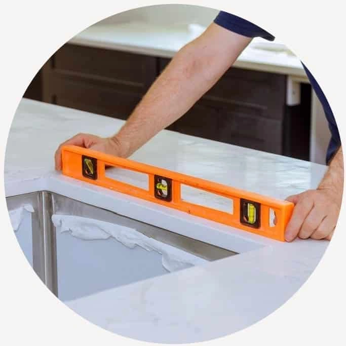 Kitchen benchtop and splashback installation